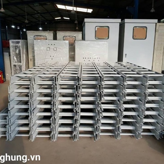 Thang máng cáp sơn tĩnh điện