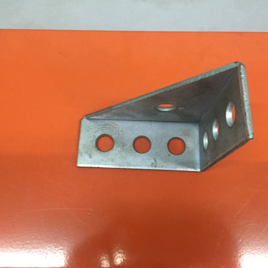 phụ kiện unistrut